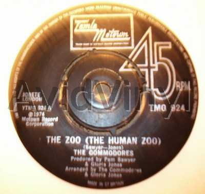 Zoo / I'm Looking For Love - COMMODORES
