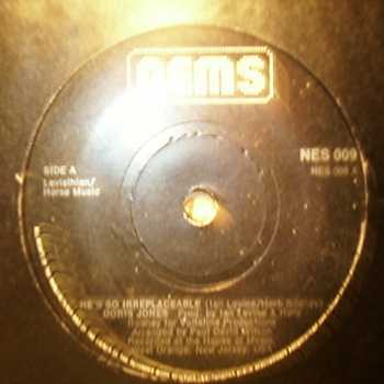 DORIS JONES HE'S SO IRREPLACEABLE / NEVER GONNA GIVE HIM UP