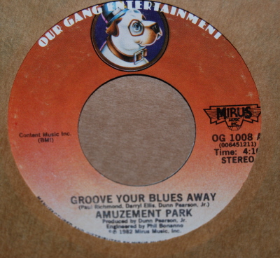 AMUZEMENT PARK — GROOVE YOUR BLUES AWAY / LOVE SHOW DOWN record label scan