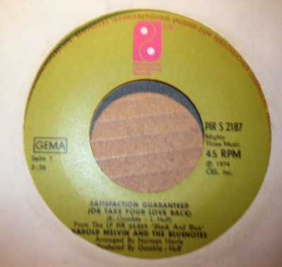 HAROLD MELVIN AND THE BLUE NOTES — SATISFATION GUARANTEED / I'M WEAK FOR YOU record label scan