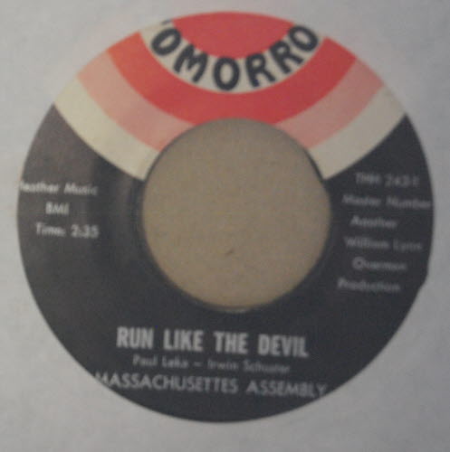 MASSACHUSETTES ASSEMBLY RUN LIKE THE DEVIL / WINDOW ROOM