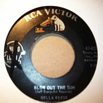 DELLA REESE — BLOW OUT THE SUN / I LOVE YOU SO MUCH IT HURTS record label scan