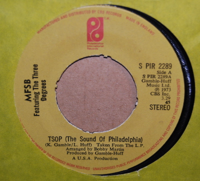MFSB FEAT THE THREE DEGREES — TSOP / SOMETHING FOR NOTHING record label scan