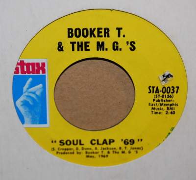 BOOKER T AND THE MG'S — SOUL CLAP 69 / MRS. ROBINSON record label scan