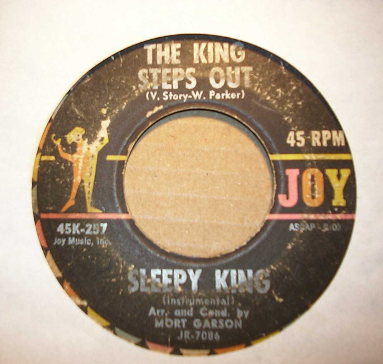 SLEEPY KING — THE KING STEPS OUT / PUSHIN YOUR LUCK record label scan