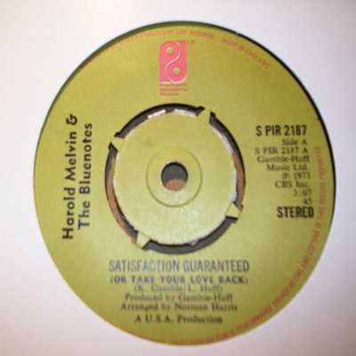 HAROLD MELVIN AND THE BLUENOTES — SATISFACTION GUARANTEED / I'M WEAK FOR YOU record label scan