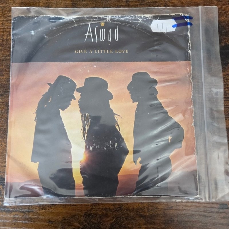 ASWAD GIVE A LITTLE LOVE