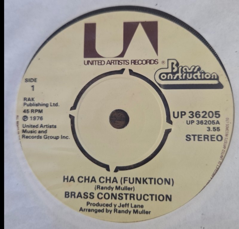 BRASS CONSTRUCTION — HA CHA CHA / SAMBO record label scan