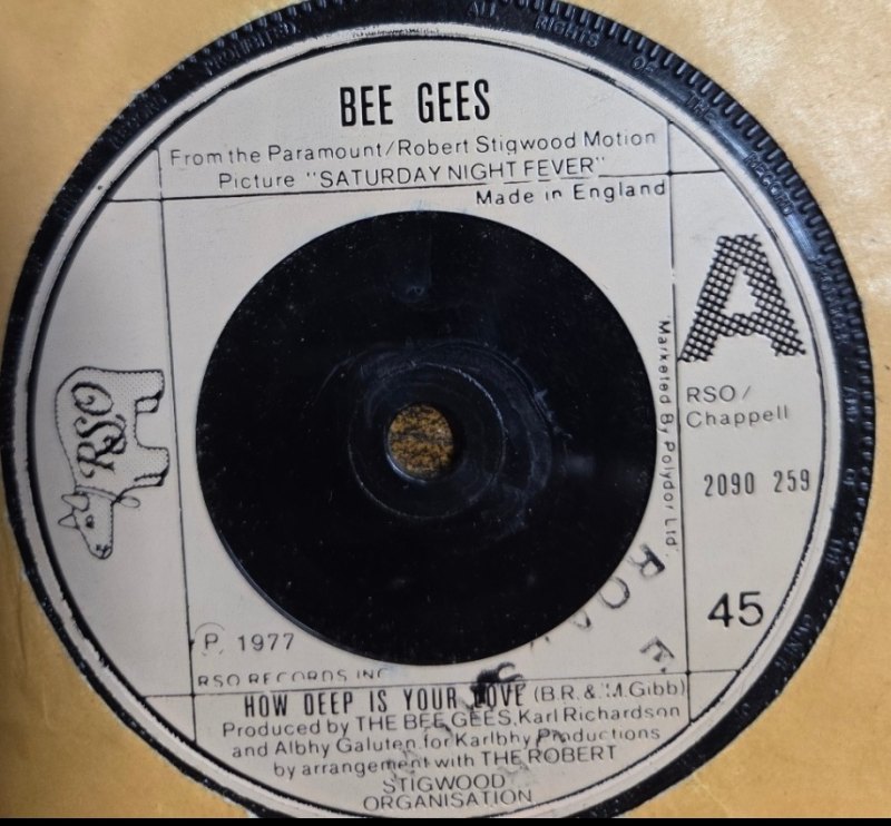 BEE GEES — HOW DEEP IS YOUR LOVE / CAN'T KEEP A GOOD MAN DOWN record label scan