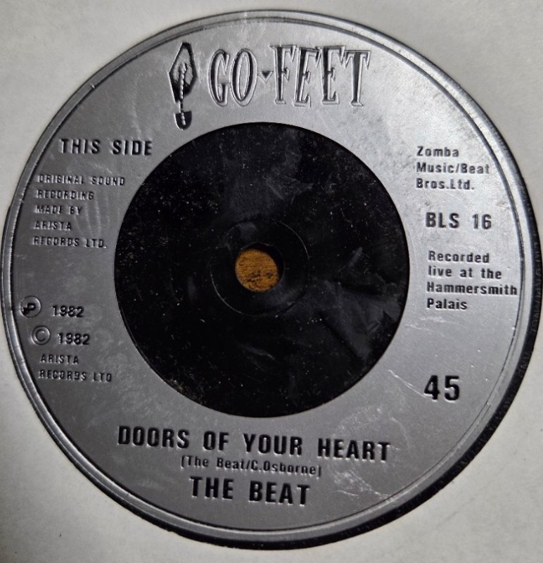 THE BEAT — DOORS OF YOUR HEART / SAVE IT FOR LATER record label scan