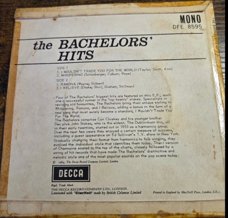 THE BACHELORS — THE BACHELORS HITS alternate record image 2