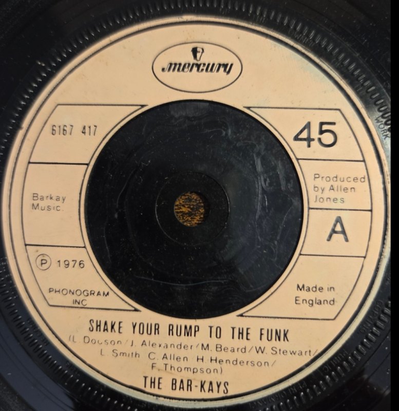 THE BAR-KAYS — SHAKE YOUR RUMP TO THE FUNK / SUMMER OF OUR LOVE record label scan