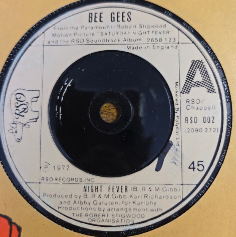 BEE GEES — NIGHT FEVER / DOWN THE ROAD record label scan