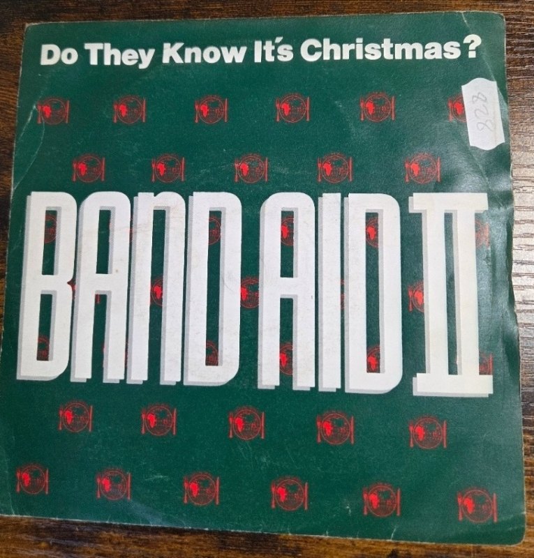 BAND AID — DO THEY KNOW IT'S CHRISTMAS / INSTRUMENTAL record label scan