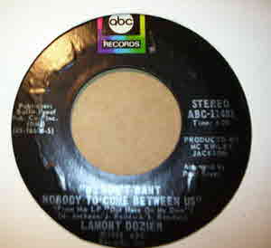 LAMONT DOZIER — WE DON'T WANT NOBODY TO COME BETWEEN US / TRYING TO HOLD ON TO MY WOMAN record label scan
