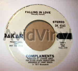 COMPLAMENTS FALLING IN LOVE / SAME