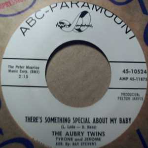AUBRY TWINS THERE'S SOMETHING SPECIAL ABOUT MY BABY / HOOT HOOT NIGHT OWL